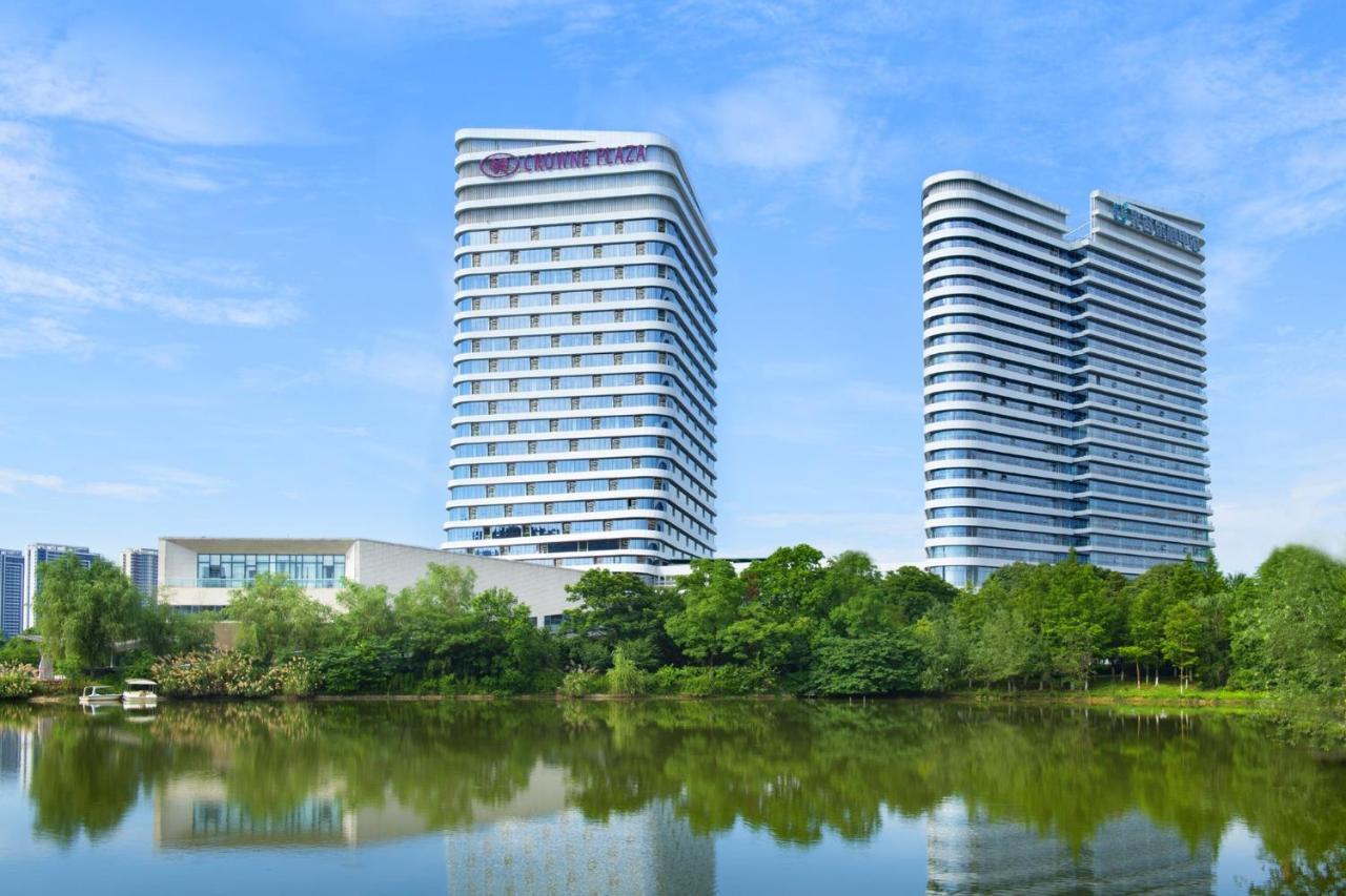Crowne Plaza Wuhan Optics Valley By Ihg מראה חיצוני תמונה